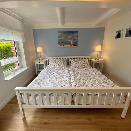 Ferienwohnung Alte Schmiede Schillig Bagian luar foto