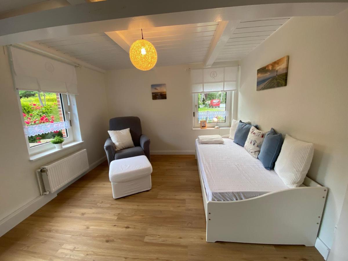Ferienwohnung Alte Schmiede Schillig Bagian luar foto