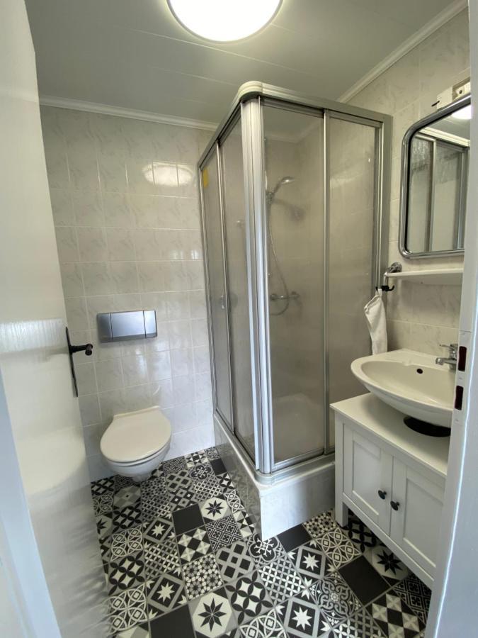 Ferienwohnung Alte Schmiede Schillig Bagian luar foto