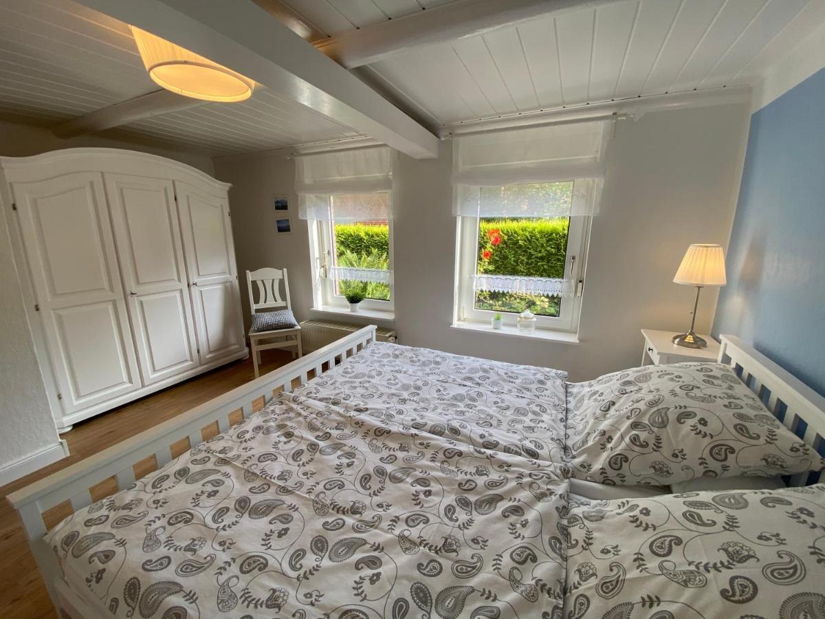 Ferienwohnung Alte Schmiede Schillig Bagian luar foto
